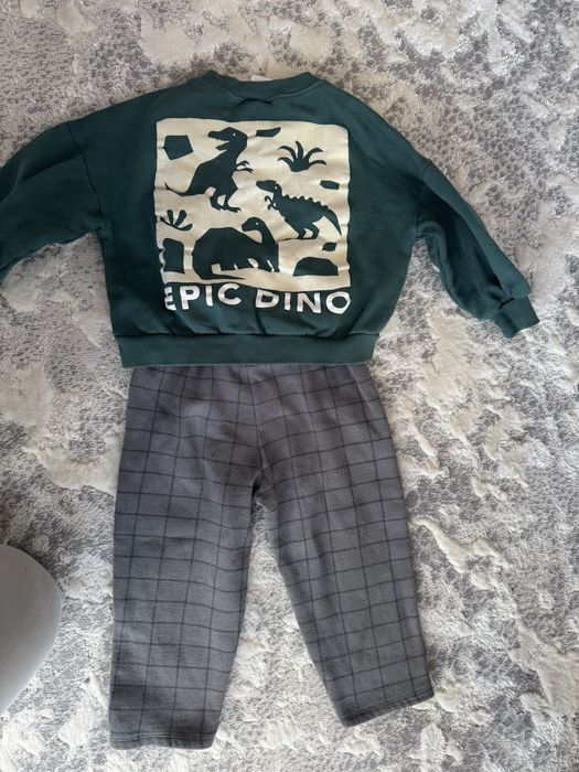 Набір від zara штани та світшот