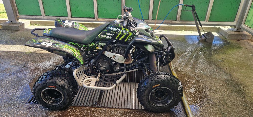 Yamaha YFM660R raptor edição especial Monster Energy 2004
