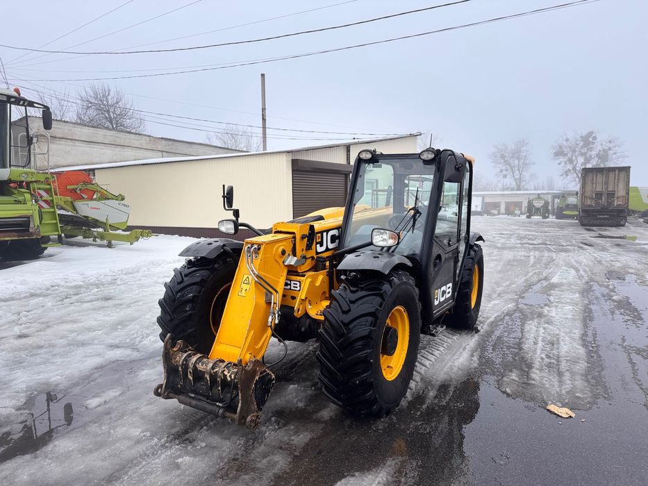 Продам телескопічний навантажувач JCB 527-58