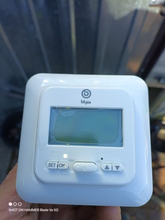 Termostat podłogówki Blyss