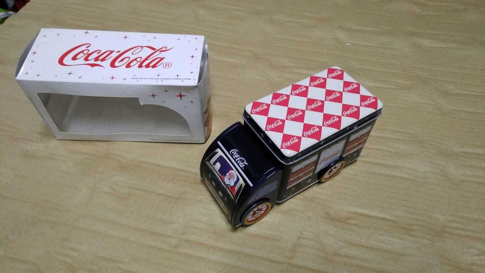 Carrinhos Coca Cola com Caixa