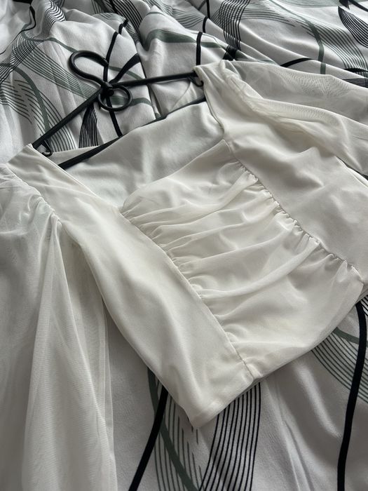 Дуже красивий топ блуза