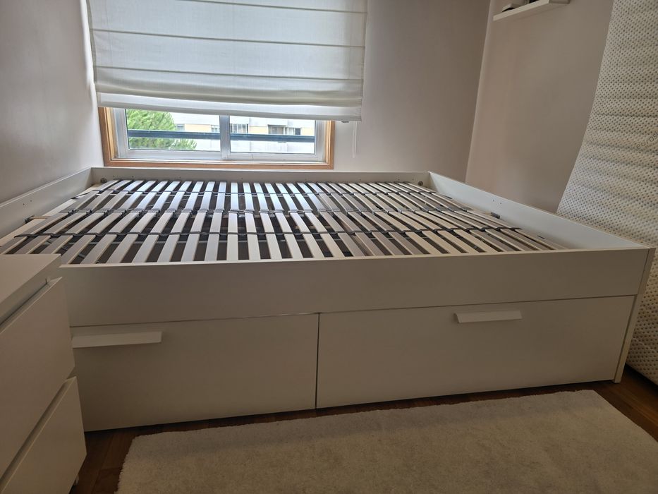 Cama casal  IKEA Brimnes 160x200cm