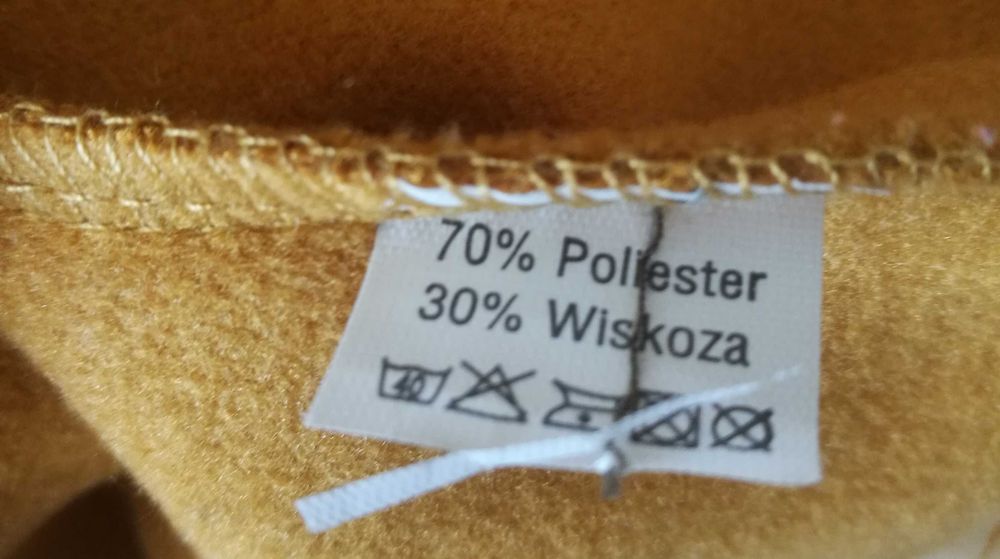 Płaszcz z paskiem musztardowy