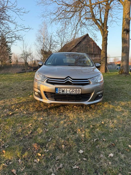 samochód Citroen C4