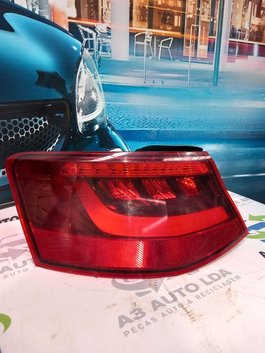 Farolim esquerdo LED Audi A3