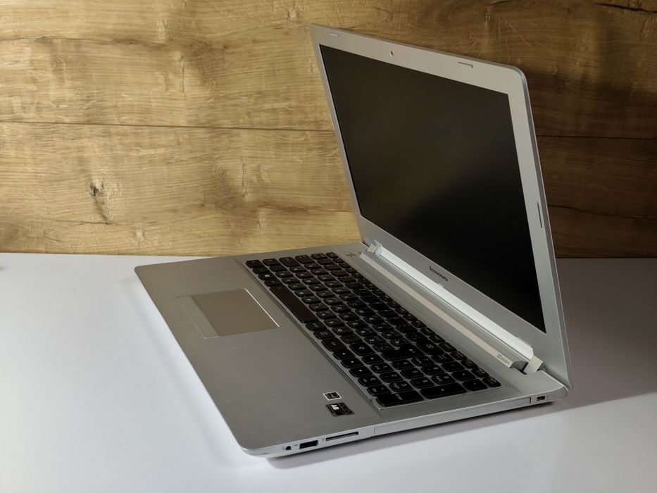 Ігровий Lenovo 15.6"/A8-8600P/8 ОЗП/1 ТB/M330 ( 2 Gb)