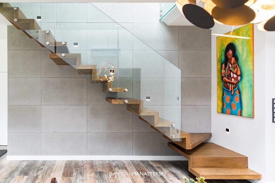 Balustrady, barierki nierdzewne, schody, zadaszenia.