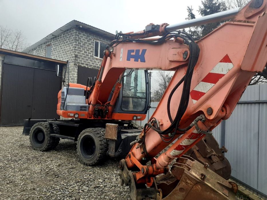 Фіат Кобелко Е 175 E