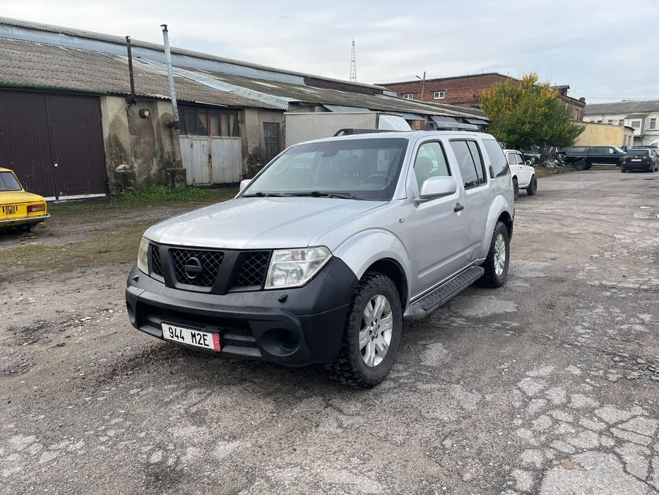 Nissan Pathfinder 2006рік 2, 5дизель механіка повний привід 4х4 гарний джип
