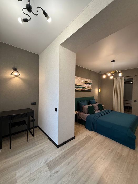 Подобово Квартиру 2-Кімн Рівер Парк