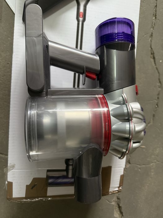 Odkurzacz bezprzewodowy Dyson V8