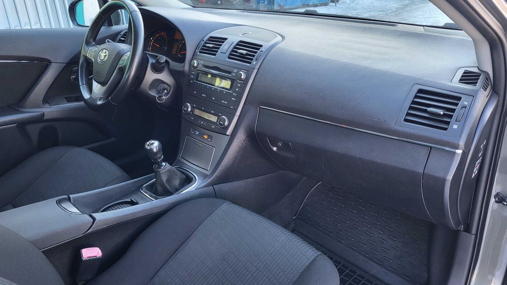 Авто Toyota Avensis 2009 2.0d