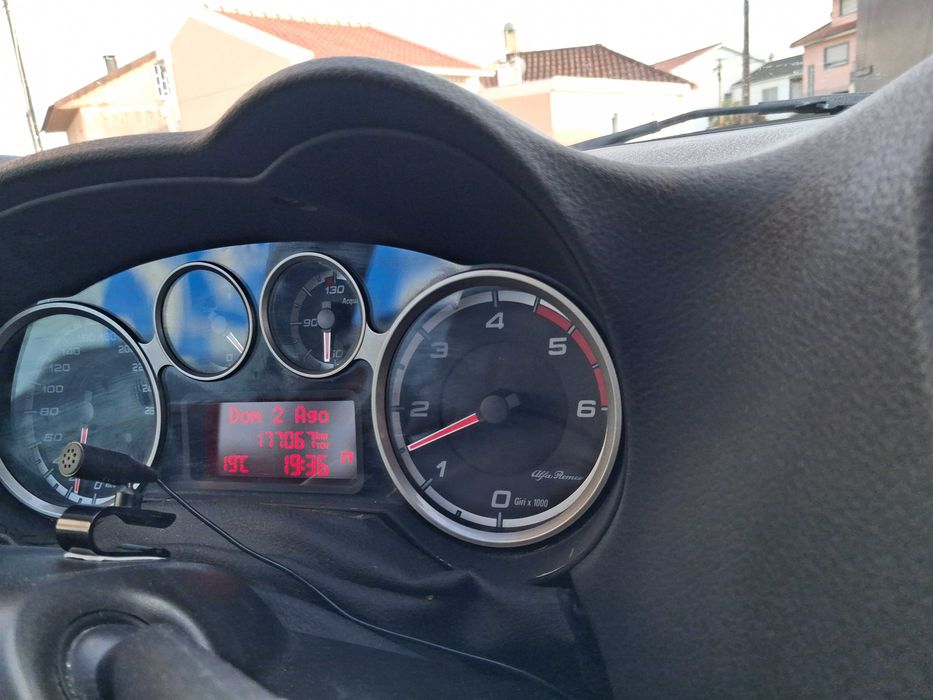 Alfa Romeo MiTo — fotografia 4