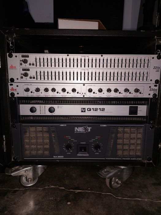 Rack amplificação64284855702659120