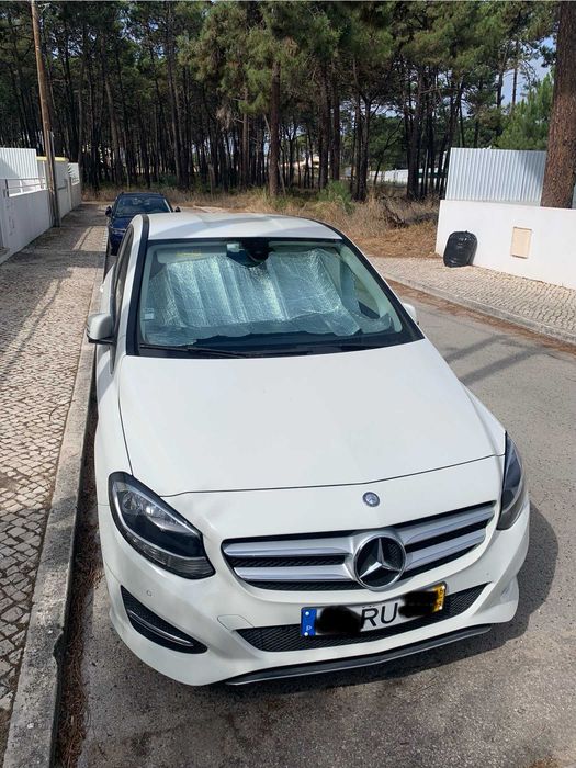 Vendo Mercedes B180 D em otimo estado — photo 3