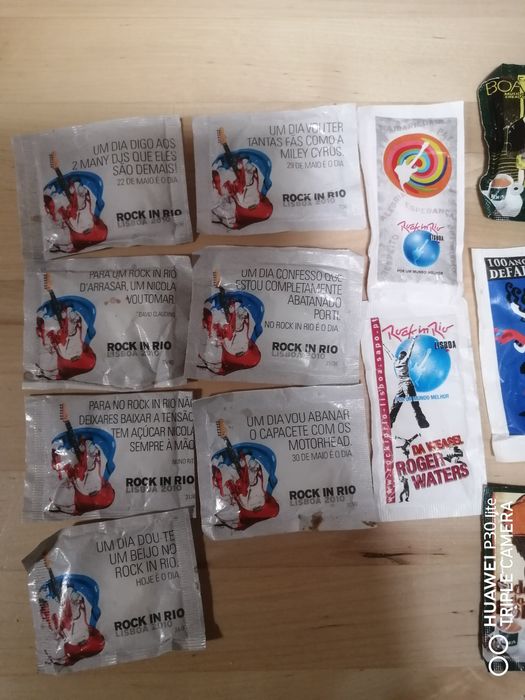 16 pacotes de açúcar cheios