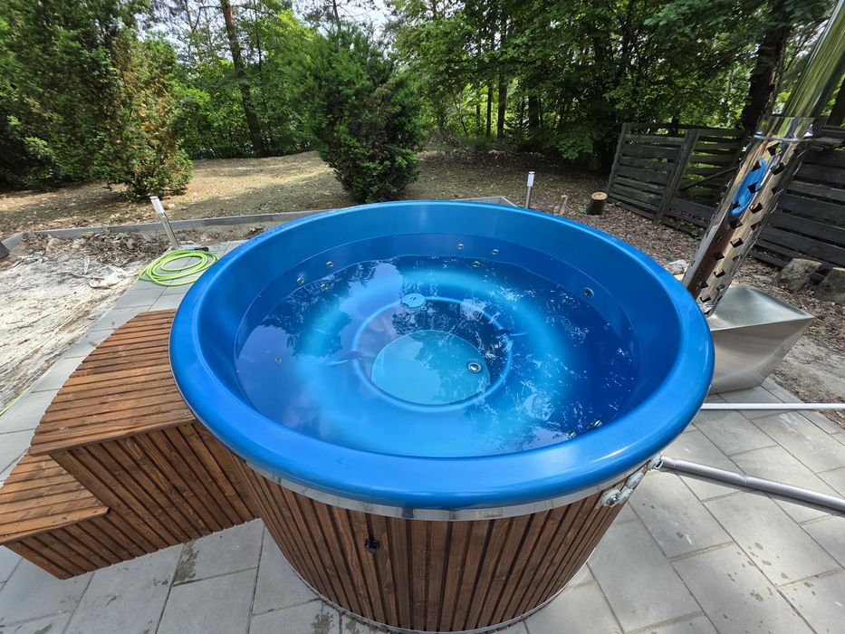 Domek z Jacuzzi Balią nad rzeką do wynajęcia 35 km od Warszawy, kajaki