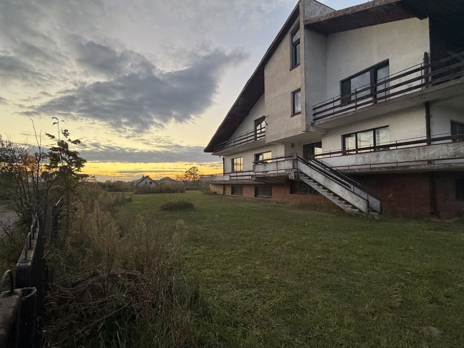 Dom 400m2 z działką 3000m2  działka inwestycyjna 1 linia zabudowy