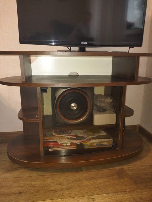 Тумба під телевізор