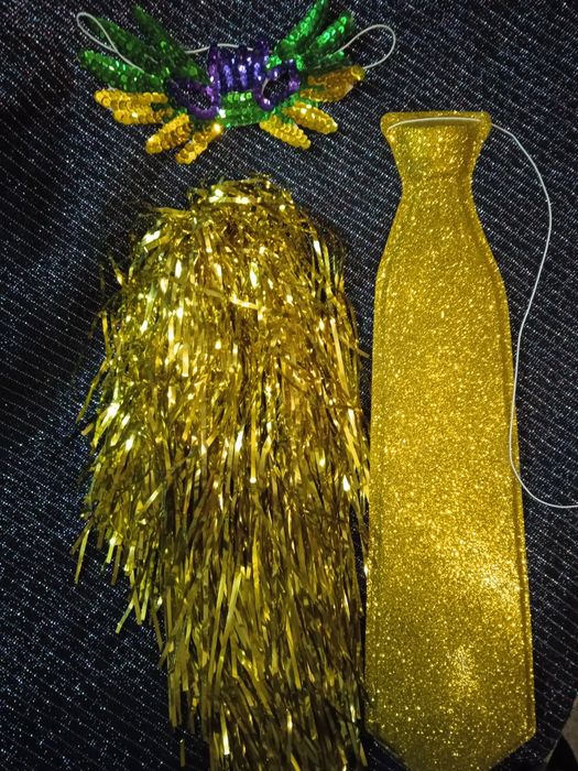 Фартух ковбойські шляпи перурки маски ковпаки прикольний фартухи