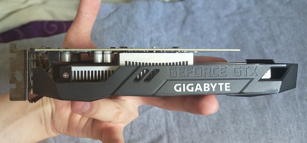 GIGABYTE GTX 1650 4GB GDDR6 D6 OC | Sprawna, zadbana, bez pudełka