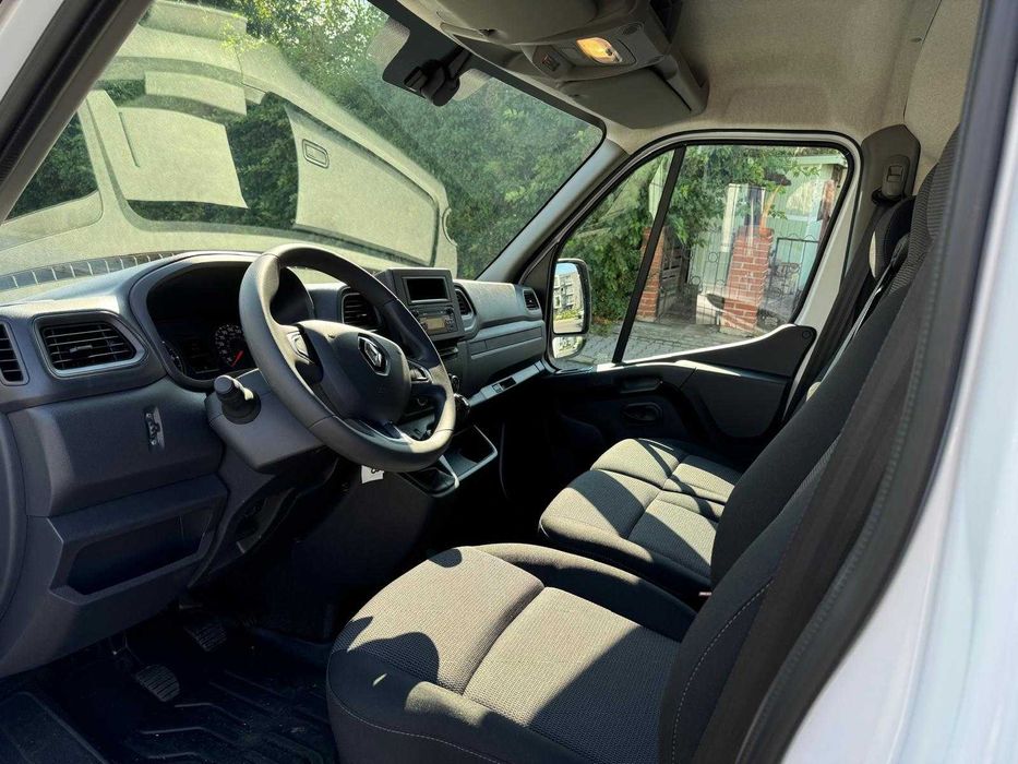 WYNAJMĘ BUSA!!! Gliwice Renault Master 2024r 5ep