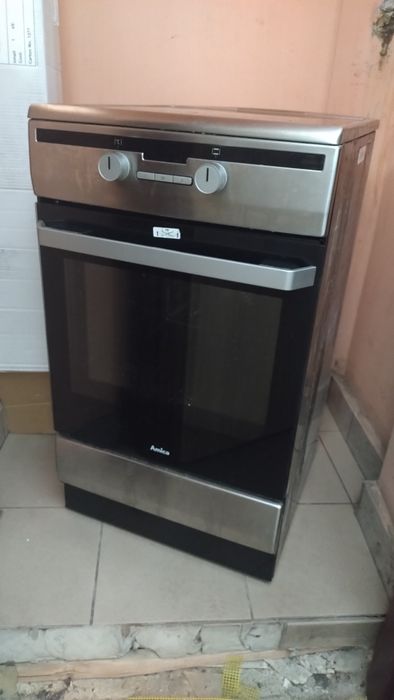 Kuchenka elektryczna AMICA – indukcyjna, piekarnik sprawny