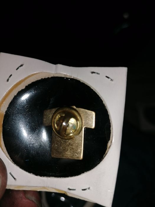 Pin da  Camisola Luís Figo #7 - Seleção Nacional - Estado MINT / NOS