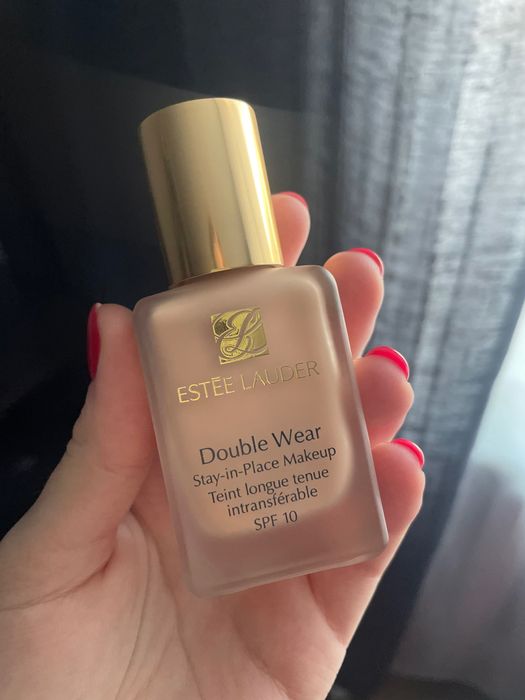 Тон Estée Lauder