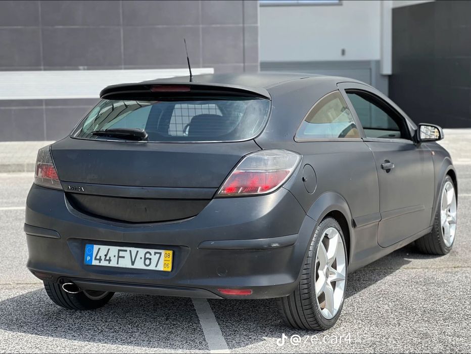 Opel Astra GTC 1.9