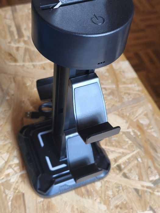 Suporte Comandos Gaming Led Vegeta (5 spots & 7 cores)