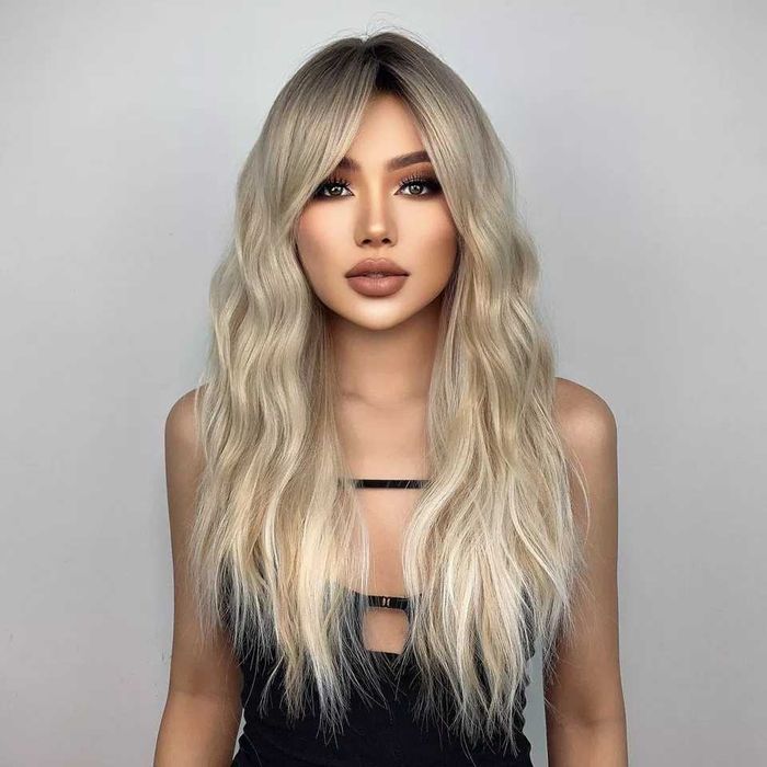 Nowa peruka blond fale ombre Naturalny wygląd + czepek
