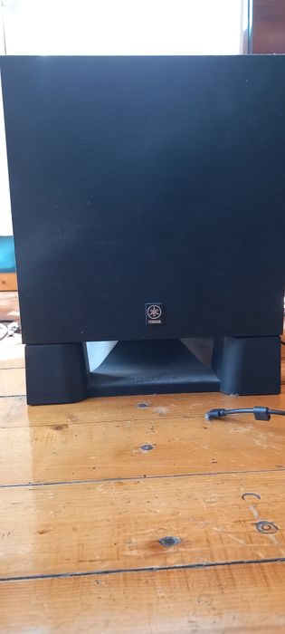 Sprzedam subwoofer Yamaha YST-SW030 – doskonała jakość dźwięku