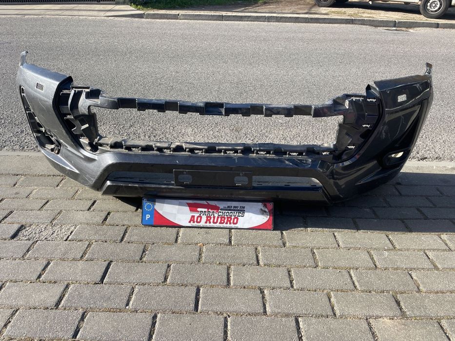 Parachoque toyota hi-lux 2021