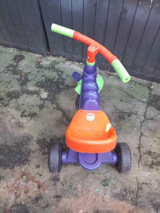 Triciclo de crianças