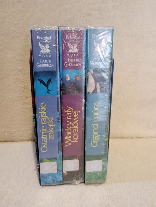 Życie w głębinach kasety vhs w folii zestaw