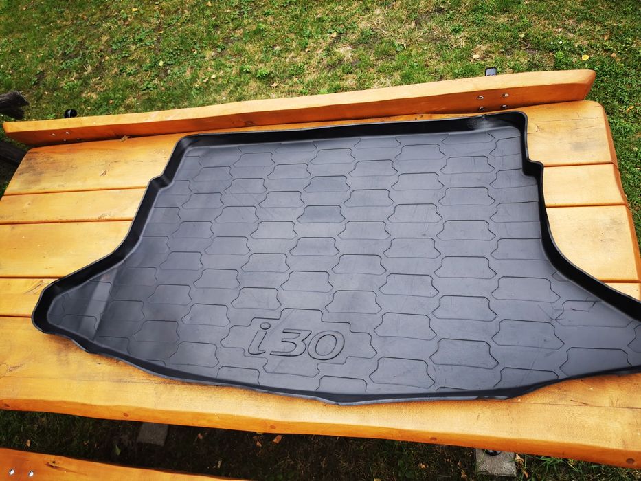 Mata bagażnika Hyundai i30