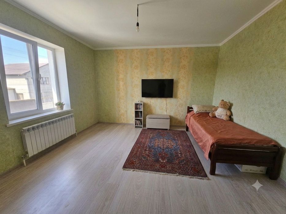 Продам дом  в Великодолинском