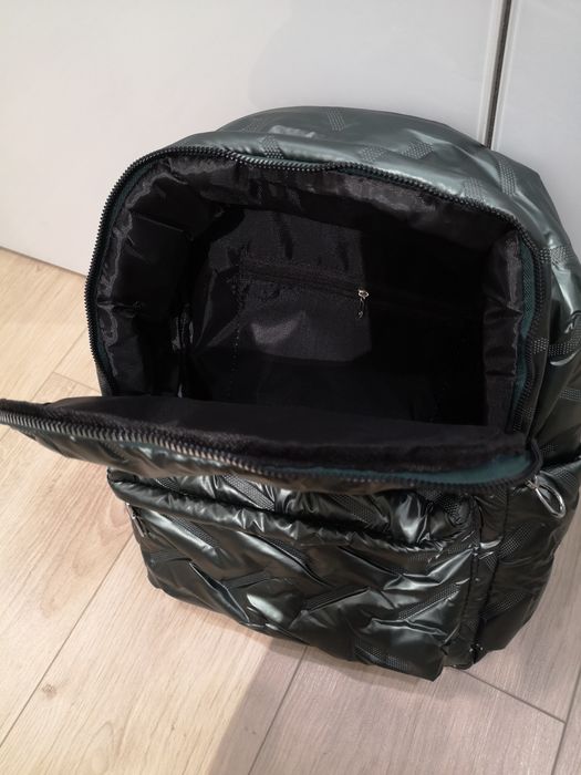 Plecak nowy połyskujący, nylon, zielony, puchowy