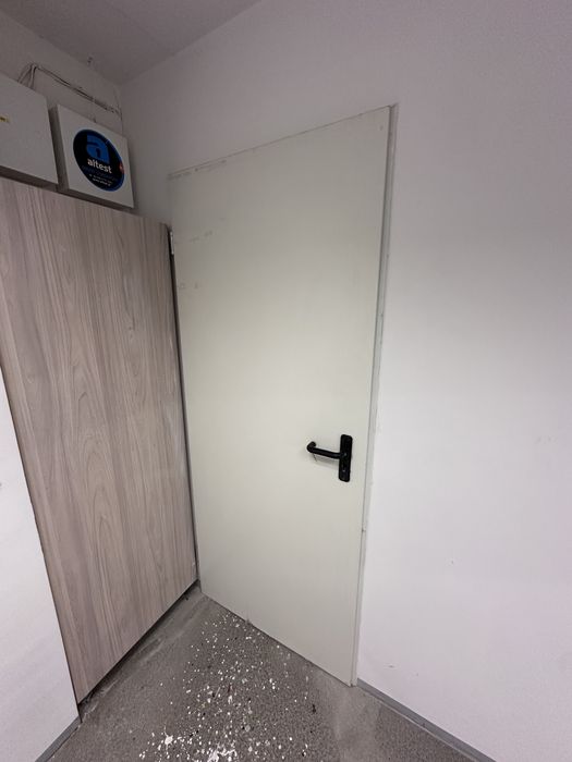 Drzwi techniczne 80 metalowe