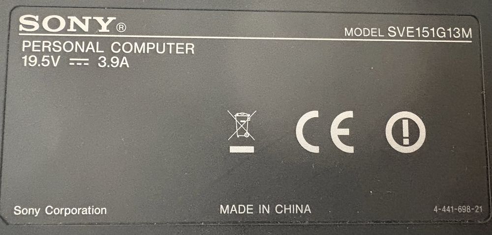 Sony vaio SVE151G13M