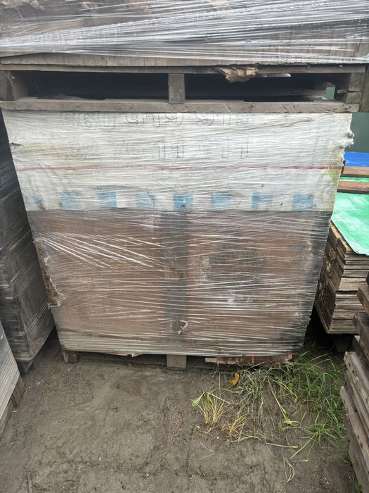 Drewno opałowe z remontu palet.
