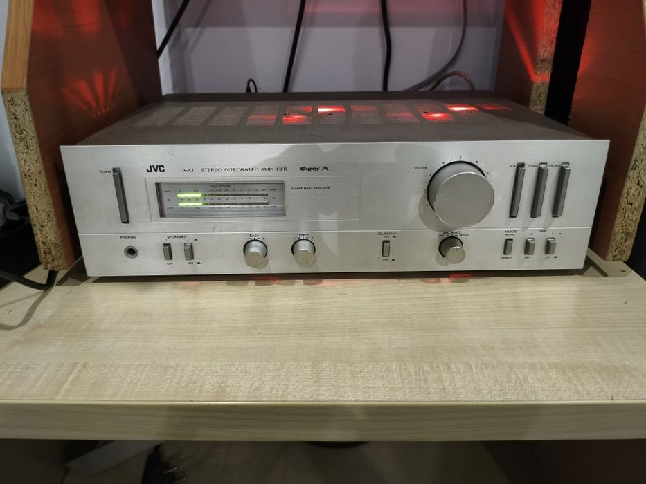 Zestaw nagłośnienia. Jvx ax1 i Sharp CP 8000