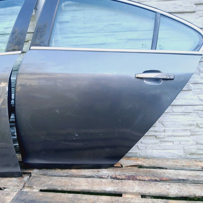 Opel insignia A HB Drzwi Lewe tył  Z177