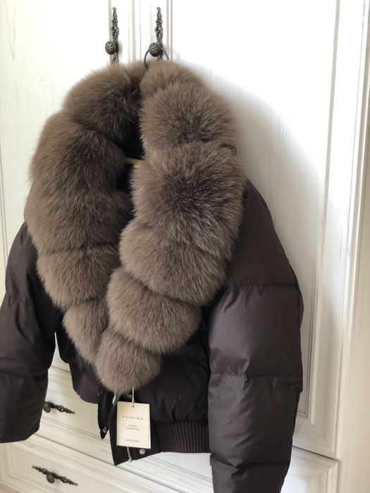 Пуховик, куртка, пуфер з песцем.