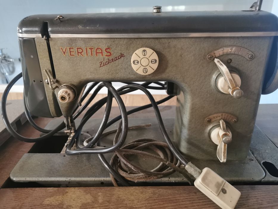 Maszyna do szycia VERITAS 1963