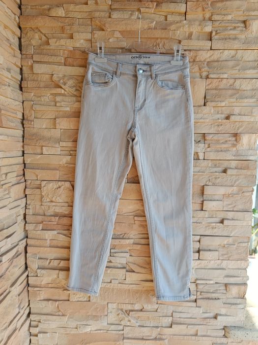 Szare Jeansy 3/4