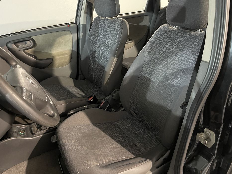 Opel Corsa C/ 1.2 16v/ Comfort