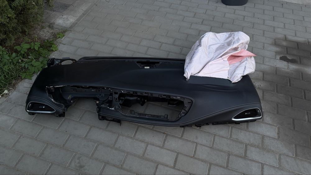 Chrysler Pacifica Deska rozdzielcza kokpit biała nić wystrzelona